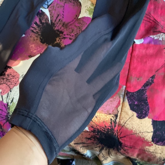 Lululemon Mastered Motion High-Rise Tight - Picture 10 of 11